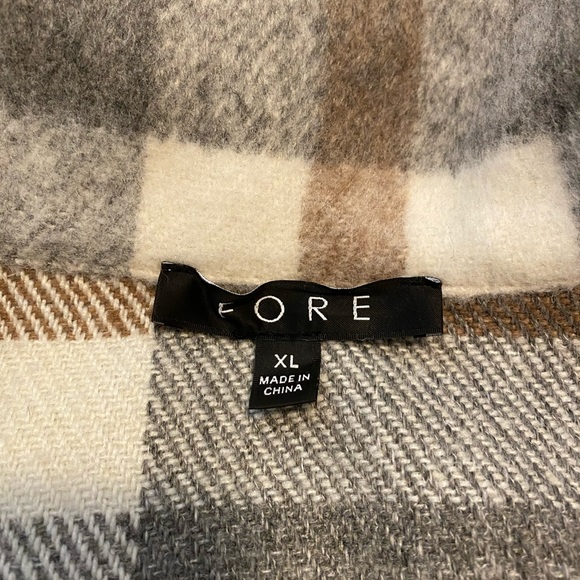 Oversized Shacket - Picture 3 of 4